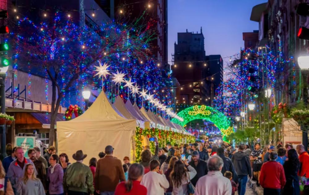 Holidays on Houston Market