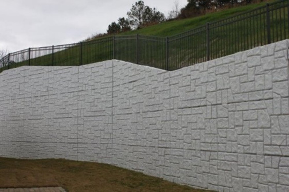 retaining wall example - Stone look 