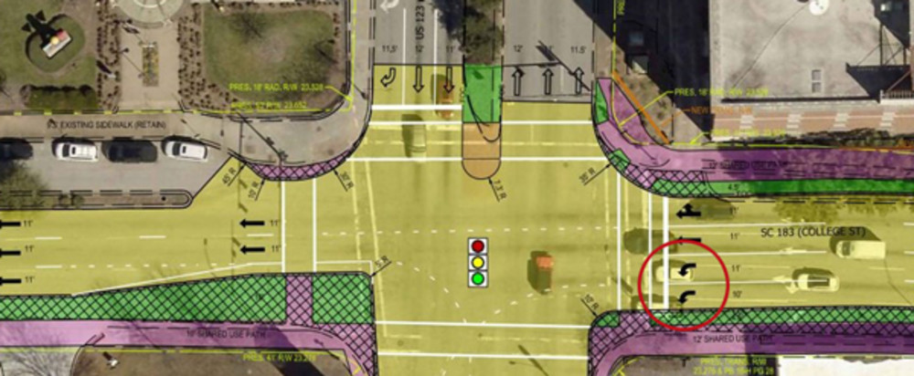 street map showing two left turn lanes